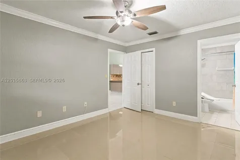 5471 W 27th Court Hialeah FL 33016