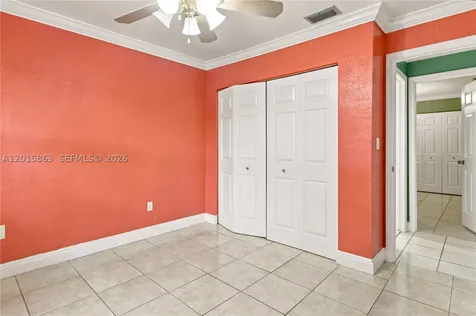 5471 W 27th Court Hialeah FL 33016
