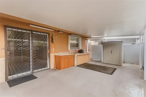 5471 W 27th Court Hialeah FL 33016
