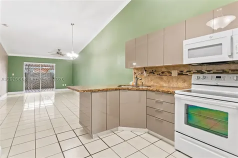 5471 W 27th Court Hialeah FL 33016