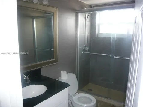 363 Washington Miami Beach FL 33139