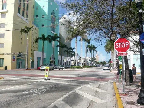 363 Washington Miami Beach FL 33139