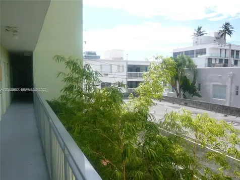 363 Washington Miami Beach FL 33139