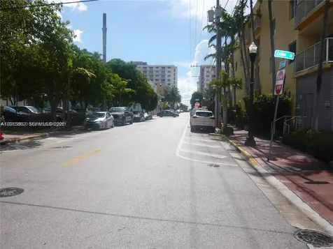363 Washington Miami Beach FL 33139