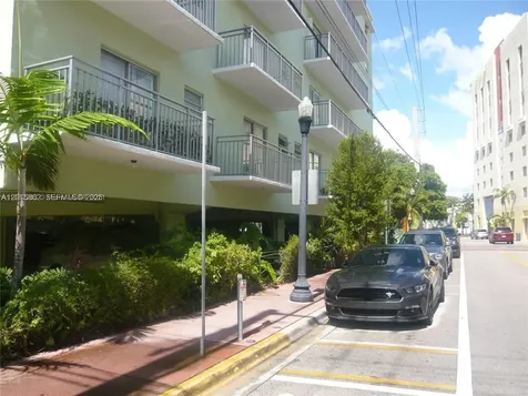 363 Washington Miami Beach FL 33139