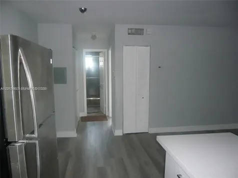 363 Washington Miami Beach FL 33139