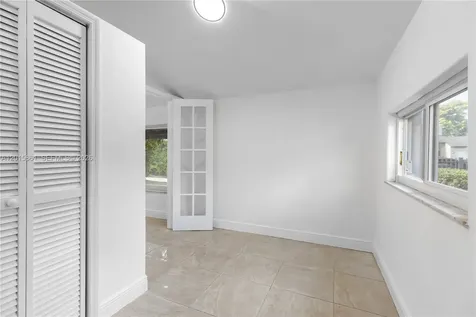 1835 SW 18th Street Miami FL 33145