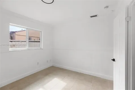 1835 SW 18th Street Miami FL 33145