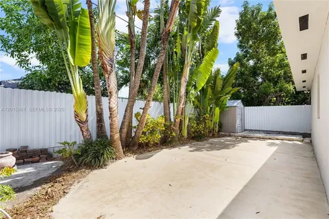 1835 SW 18th Street Miami FL 33145