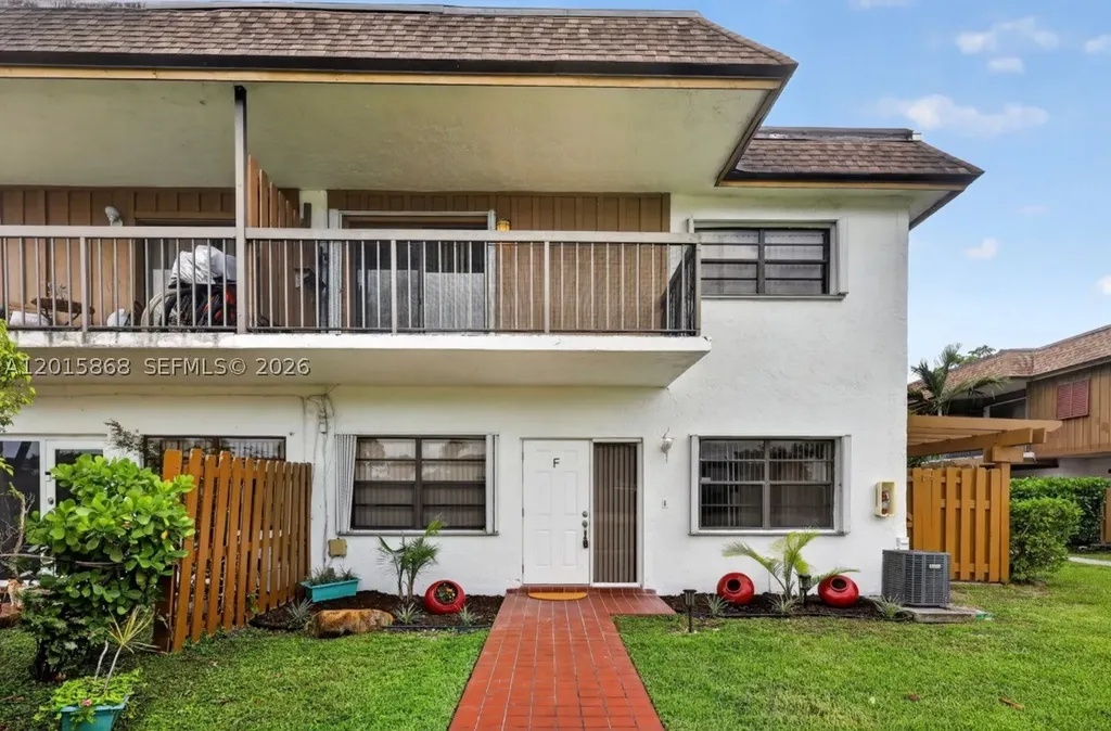 6904 NW 169th Street Hialeah FL 33015
