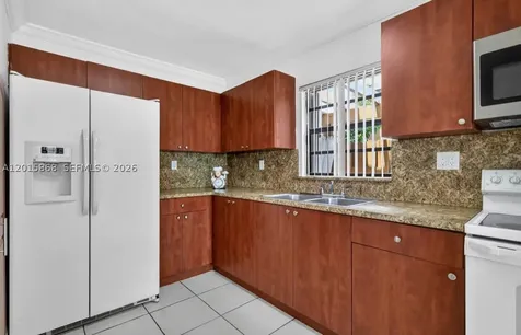 6904 NW 169th Street Hialeah FL 33015