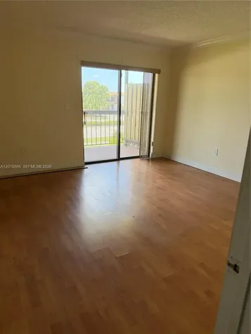 6904 NW 169th Street Hialeah FL 33015