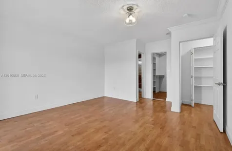 6904 NW 169th Street Hialeah FL 33015