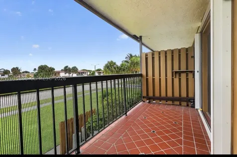6904 NW 169th Street Hialeah FL 33015