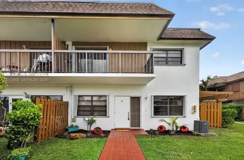 6904 NW 169th Street Hialeah FL 33015