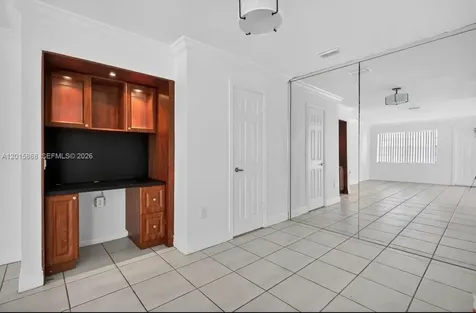 6904 NW 169th Street Hialeah FL 33015