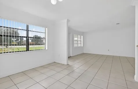 6904 NW 169th Street Hialeah FL 33015
