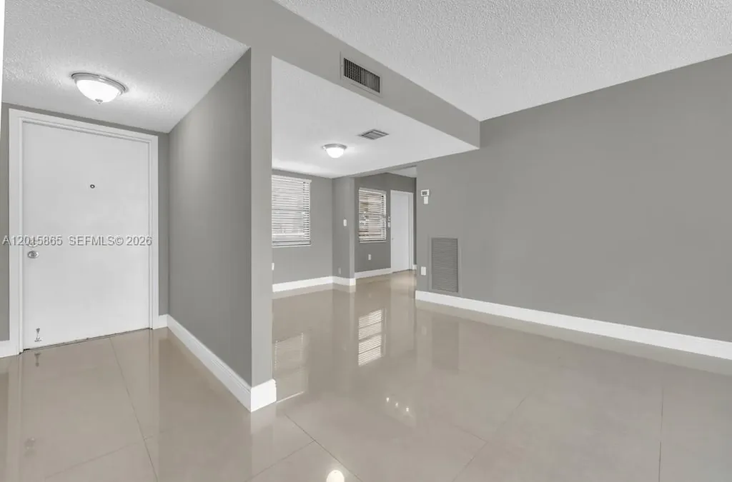 3100 NE 48th Street Fort Lauderdale FL 33308