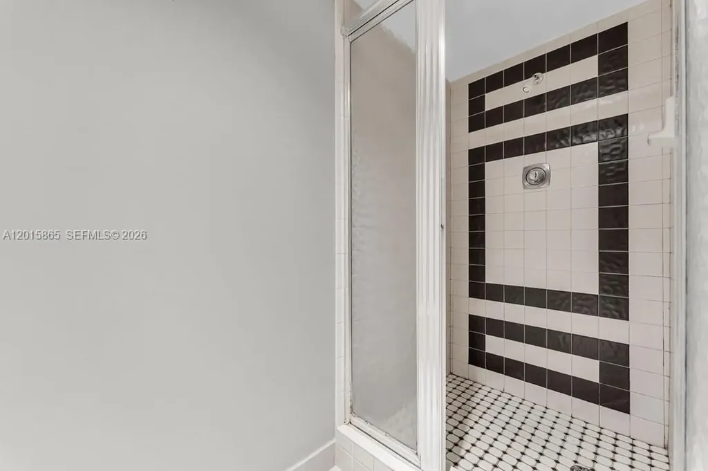 3100 NE 48th Street Fort Lauderdale FL 33308