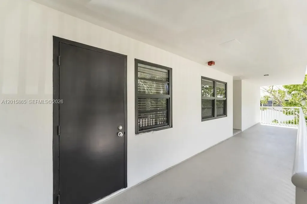 3100 NE 48th Street Fort Lauderdale FL 33308