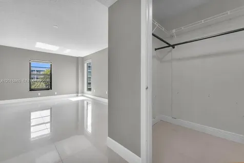 3100 NE 48th Street Fort Lauderdale FL 33308