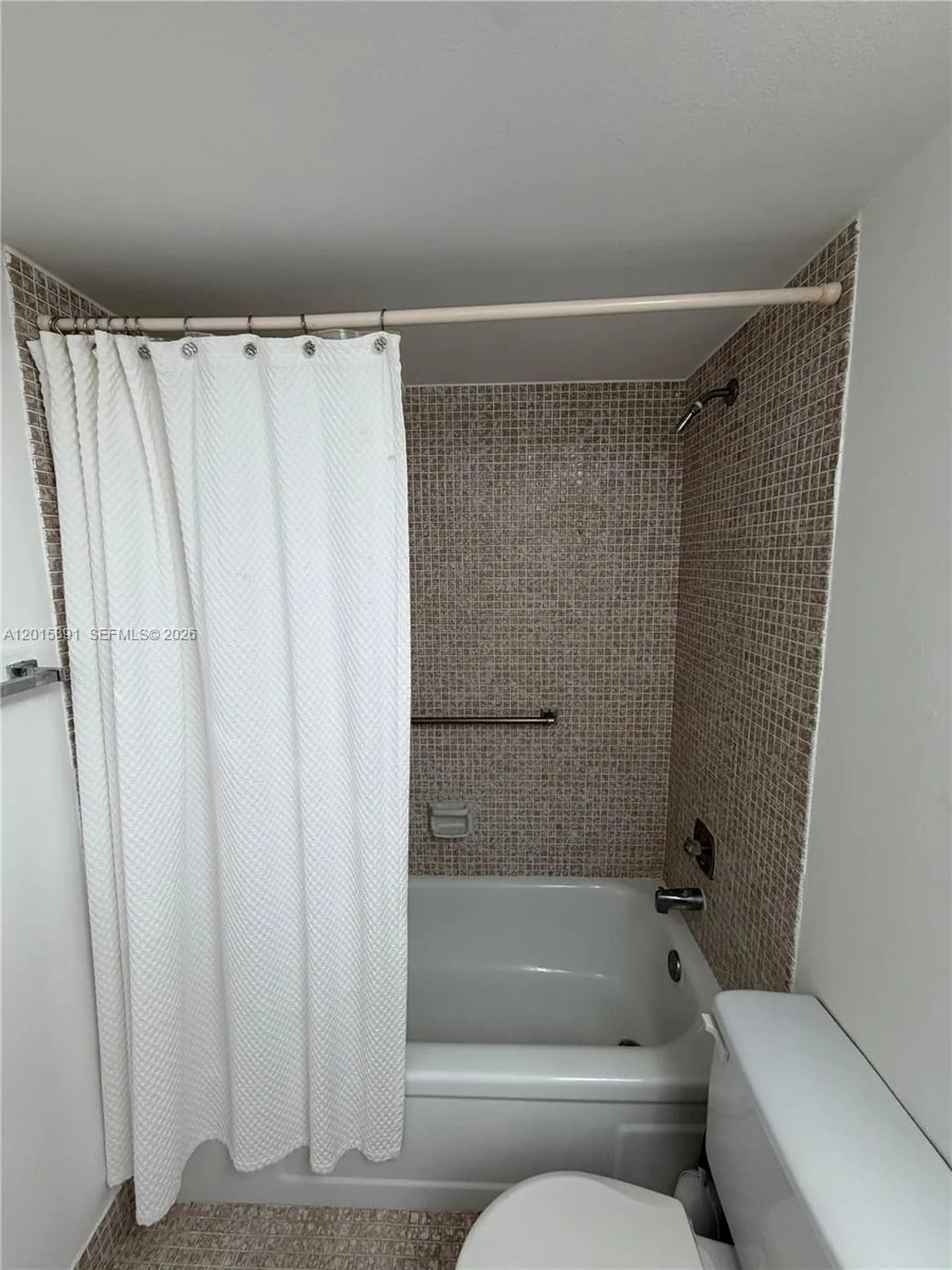 3032 Hythe B Boca Raton FL 33434