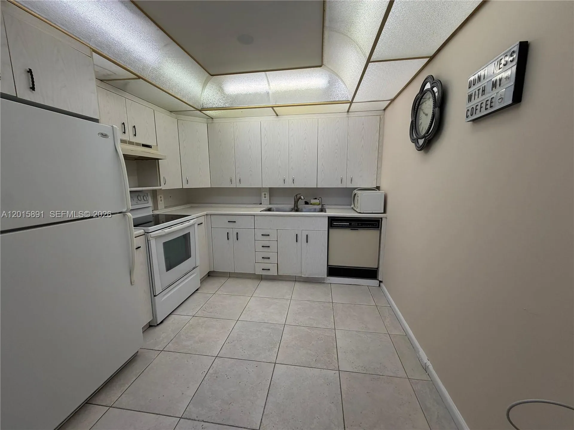 3032 Hythe B Boca Raton FL 33434