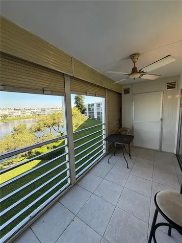 3032 Hythe B Boca Raton FL 33434