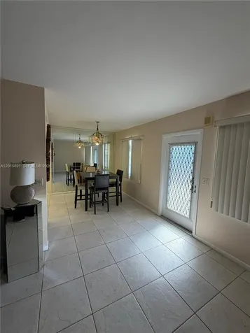 3032 Hythe B Boca Raton FL 33434