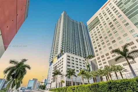 185 SW 7th Street Miami FL 33130