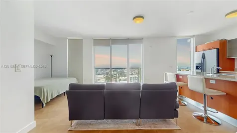 185 SW 7th Street Miami FL 33130