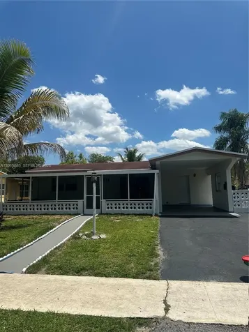 4616 NW 39th Street Lauderdale Lakes FL 33319