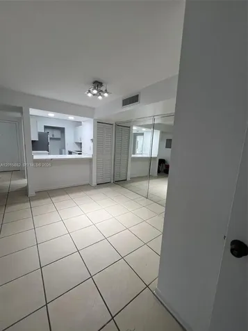 469 NE 207th Lane Miami FL 33179