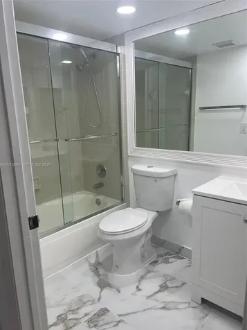469 NE 207th Lane Miami FL 33179