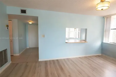 6800 Cypress Road Plantation FL 33317