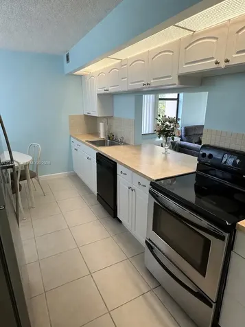 6800 Cypress Road Plantation FL 33317