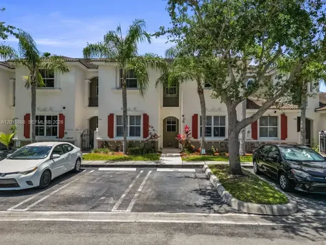 934 NE 42nd Terrace Homestead FL 33033