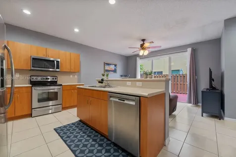 934 NE 42nd Terrace Homestead FL 33033