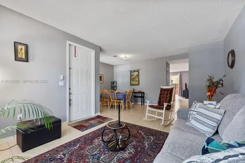 934 NE 42nd Terrace Homestead FL 33033