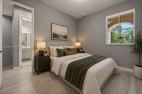 934 NE 42nd Terrace Homestead FL 33033