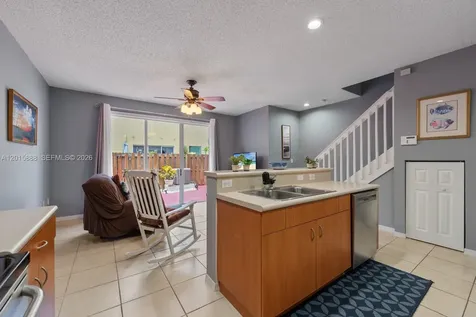 934 NE 42nd Terrace Homestead FL 33033