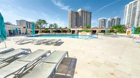 19667 Turnberry Way Aventura FL 33180