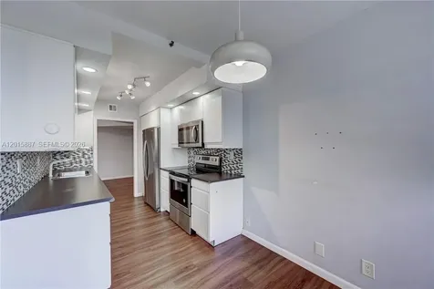 19667 Turnberry Way Aventura FL 33180