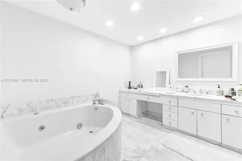 19667 Turnberry Way Aventura FL 33180