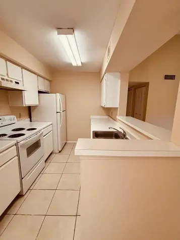 2607 NW 33rd Street Oakland Park FL 33309