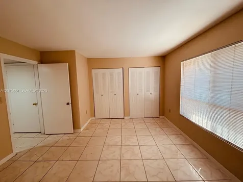 2607 NW 33rd Street Oakland Park FL 33309