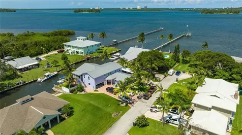474 Peninsula Drive Fort Pierce FL 34946