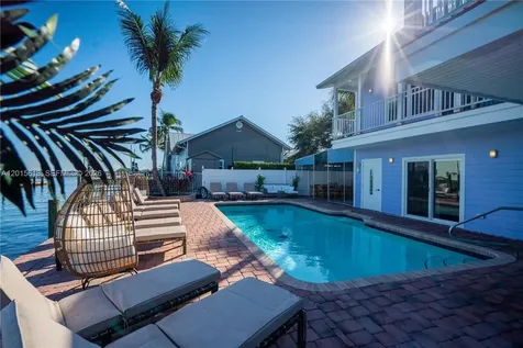 474 Peninsula Drive Fort Pierce FL 34946