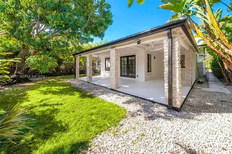 7525 Adventure Avenue North Bay Village FL 33141