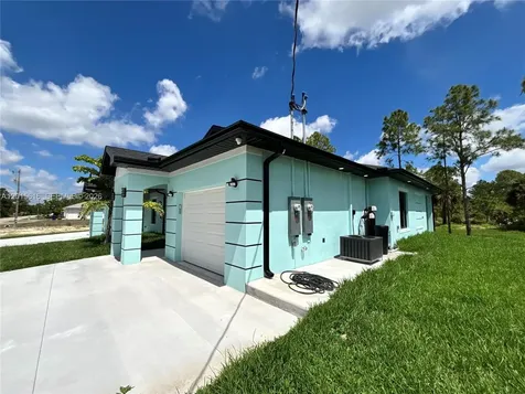 1006/1008 W 12th Street Lehigh Acres FL 33972